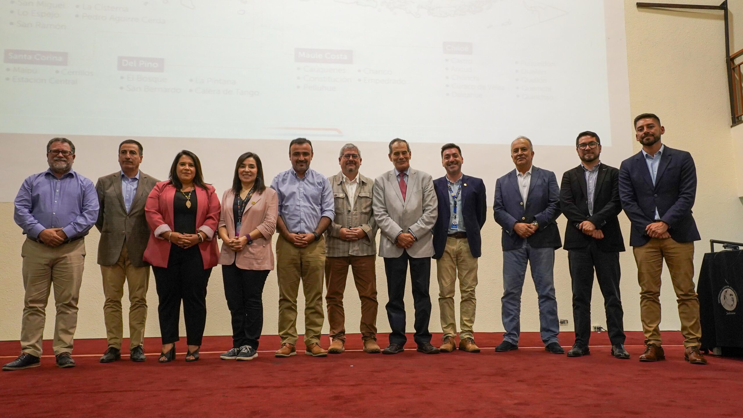 Directores de Servicios Locales se reúnen para fortalecer el trabajo en red y profundizar en avances de aprendizajes